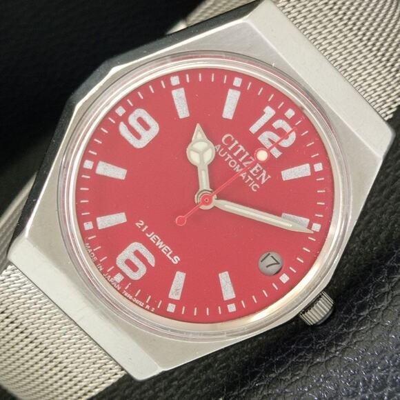 Vintage 1982 Citizen Automatic Mens Silver Watch W/daydate & Red accents - Picture 1 of 9